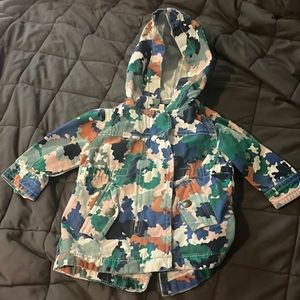 Super cute like new, barely worn Gymboree size 3 to 6 months infant Jean jacket